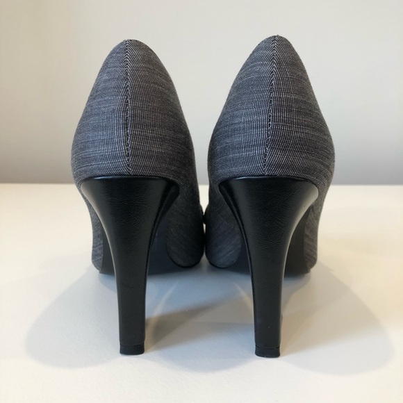 NINE WEST Heels - Picture 5 of 7